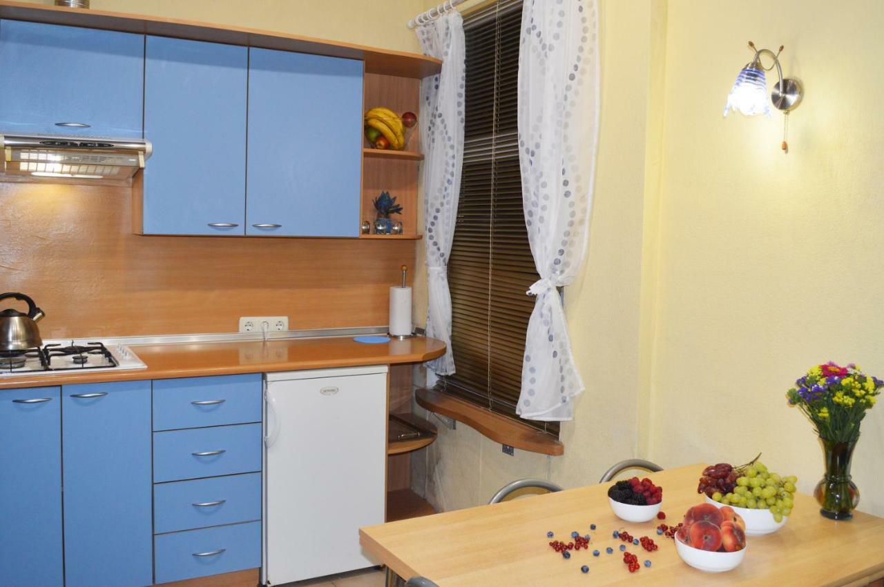 Owl Home Odessa Cozy Spacious Apartment In A Quiet Center Between Deribasovskaya And Privoz Εξωτερικό φωτογραφία